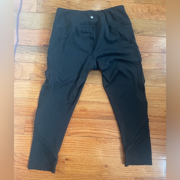 Yogalicious Mesh Leggings - Picture 2 of 4